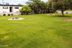 424 W Brown Rd, Mesa, AZ 85201 - Photo 22