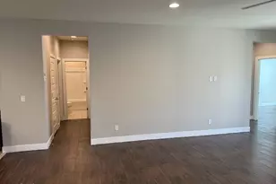 11563 W Luxton Ln, Avondale, AZ 85323 - Photo 4