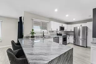 10616 W Campana Dr, Sun City, AZ 85351 - Photo 12