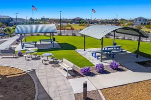 10052 W Piccadilly Rd, Avondale, AZ 85392 - Photo 12