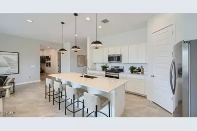 25421 N 169th Lane, Surprise, AZ 85387 - Photo 4