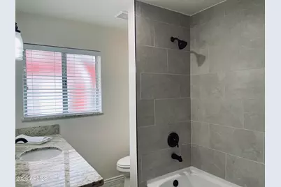 4702 E Wilshire Drive, Phoenix, AZ 85008 - Photo 8