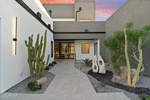 3135 E Palo Verde Dr, Phoenix, AZ 85016 - Photo 4