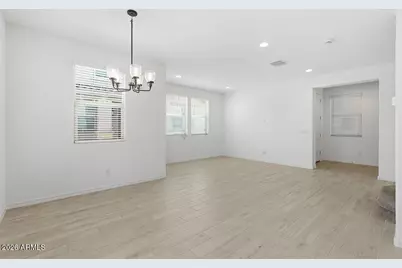 10048 W Piccadilly Road, Avondale, AZ 85392 - Photo 16