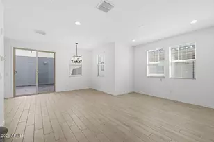 10048 W Piccadilly Rd, Avondale, AZ 85392 - Photo 12