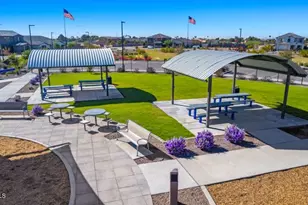 10048 W Piccadilly Rd, Avondale, AZ 85392 - Photo 6