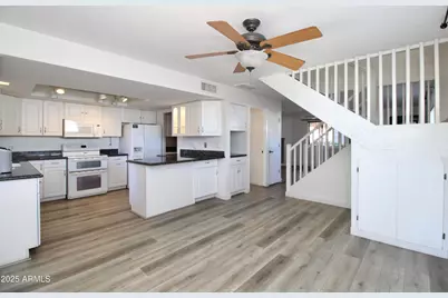 5330 N Central Avenue #19, Phoenix, AZ 85012 - Photo 6