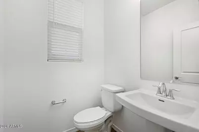 10054 W Piccadilly Road, Avondale, AZ 85392 - Photo 26