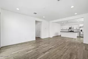 10054 W Piccadilly Rd, Avondale, AZ 85392 - Photo 14