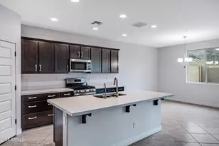 12370 W Cassia Trail, Peoria, AZ 85383 - Photo 14