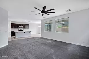 12370 W Cassia Trail, Peoria, AZ 85383 - Photo 10