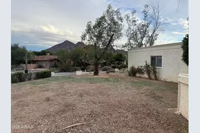 6618 N Hillside Drive, Paradise Valley, AZ 85253 - Photo 4
