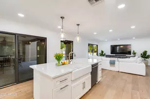 3116 E Rose Ln, Phoenix, AZ 85016 - Photo 8