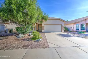 8317 N 61st Ln, Glendale, AZ 85302 - Photo 2