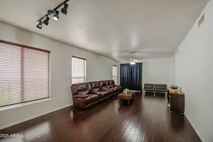 8317 N 61st Ln, Glendale, AZ 85302 - Photo 12