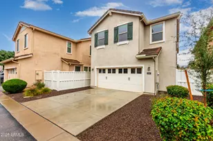 2247 S Agnes Ln, Gilbert, AZ 85295 - Photo 4