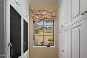 6725 N 39th Way, Paradise Valley, AZ 85253 - Photo 10