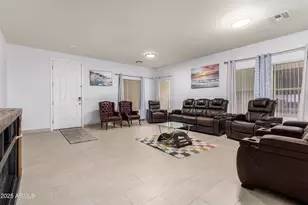734 N 112th Dr, Avondale, AZ 85323 - Photo 8