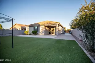 252 N Wilson Dr, Chandler, AZ 85225 - Photo 22