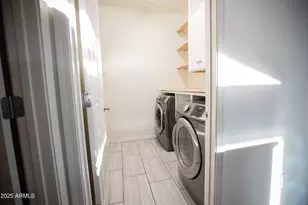 252 N Wilson Dr, Chandler, AZ 85225 - Photo 12