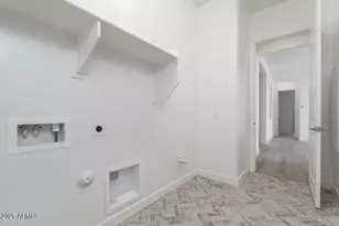 245 E La Estela Ln, San Tan Valley, AZ 85140 - Photo 6