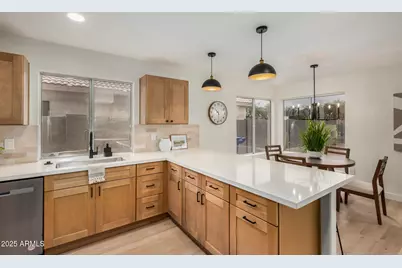 743 E Kesler Lane, Chandler, AZ 85225 - Photo 10