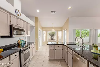 15024 W Yosemite Drive, Sun City West, AZ 85375 - Photo 14