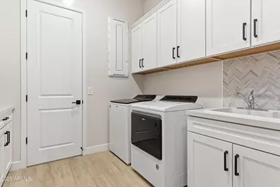 9619 E Solina Avenue, Mesa, AZ 85212 - Photo 16