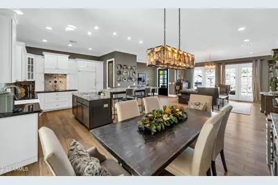 3319 E Medlock Drive, Phoenix, AZ 85018 - Photo 10