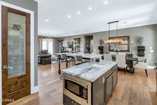 3319 E Medlock Dr, Phoenix, AZ 85018 - Photo 8