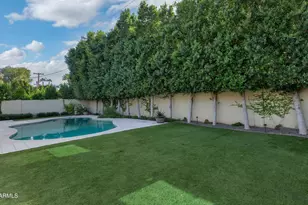 3319 E Medlock Dr, Phoenix, AZ 85018 - Photo 32