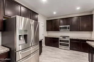 11920 W El Cortez Pl, Peoria, AZ 85383 - Photo 6