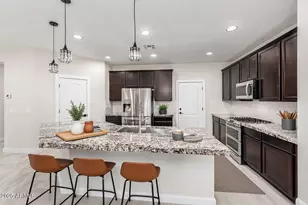 11920 W El Cortez Pl, Peoria, AZ 85383 - Photo 10