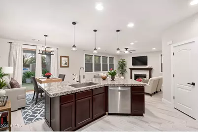 11920 W El Cortez Place, Peoria, AZ 85383 - Photo 14