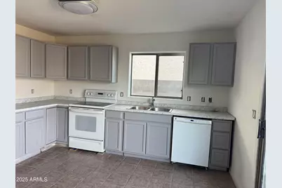 25830 W Elwood Street, Buckeye, AZ 85326 - Photo 4