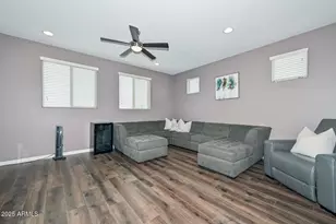 10721 W Realgar Rd, Peoria, AZ 85383 - Photo 22