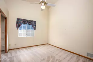 1129 E Knight Ln, Tempe, AZ 85284 - Photo 20