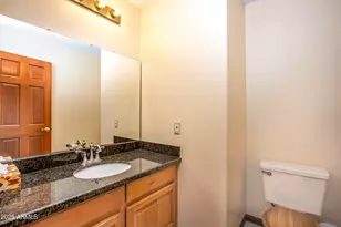 1129 E Knight Ln, Tempe, AZ 85284 - Photo 24