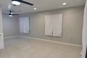 2332 E Flower St, Phoenix, AZ 85016 - Photo 16