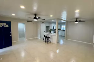 2332 E Flower St, Phoenix, AZ 85016 - Photo 8