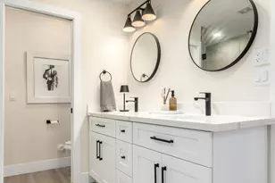 8375 E Indian School Rd, Scottsdale, AZ 85251 - Photo 14