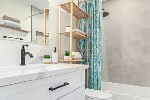 8375 E Indian School Rd, Scottsdale, AZ 85251 - Photo 20