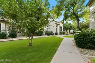 4114 E Union Hills Dr, Phoenix, AZ 85050 - Photo 2