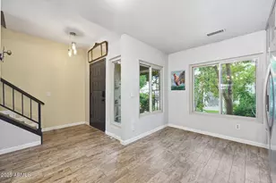 4114 E Union Hills Dr, Phoenix, AZ 85050 - Photo 8