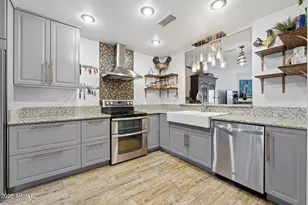 4114 E Union Hills Dr, Phoenix, AZ 85050 - Photo 6