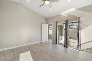 8835 W Michelle Dr, Peoria, AZ 85382 - Photo 10