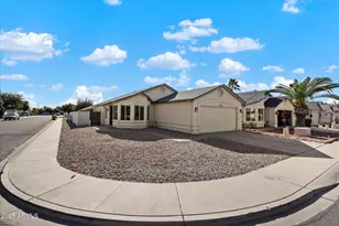 8835 W Michelle Dr, Peoria, AZ 85382 - Photo 18