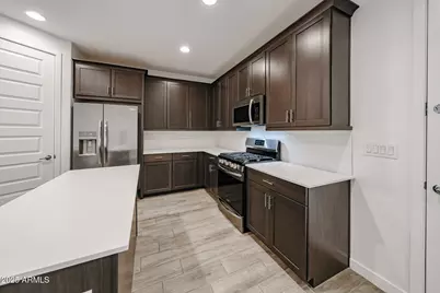 12526 W Morten Avenue, Glendale, AZ 85307 - Photo 2