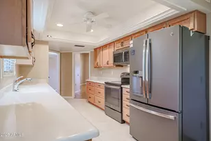 10433 W Hutton Dr, Sun City, AZ 85351 - Photo 6