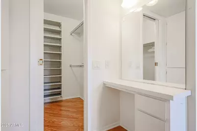 10433 W Hutton Drive, Sun City, AZ 85351 - Photo 12